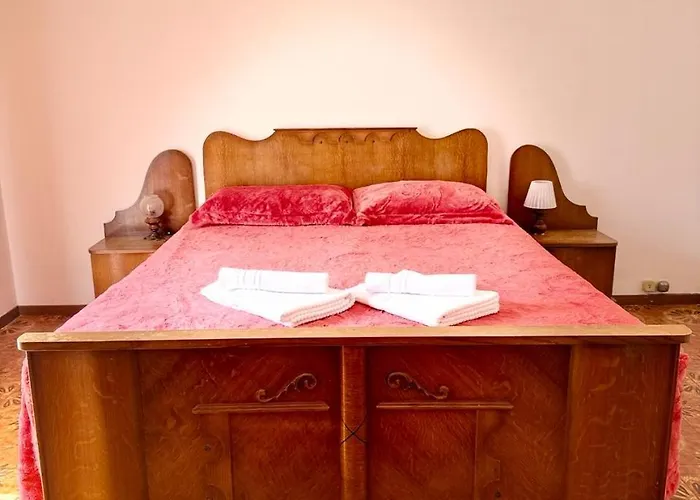 Tempio Pausania, Casa Della Nonna 公寓 *